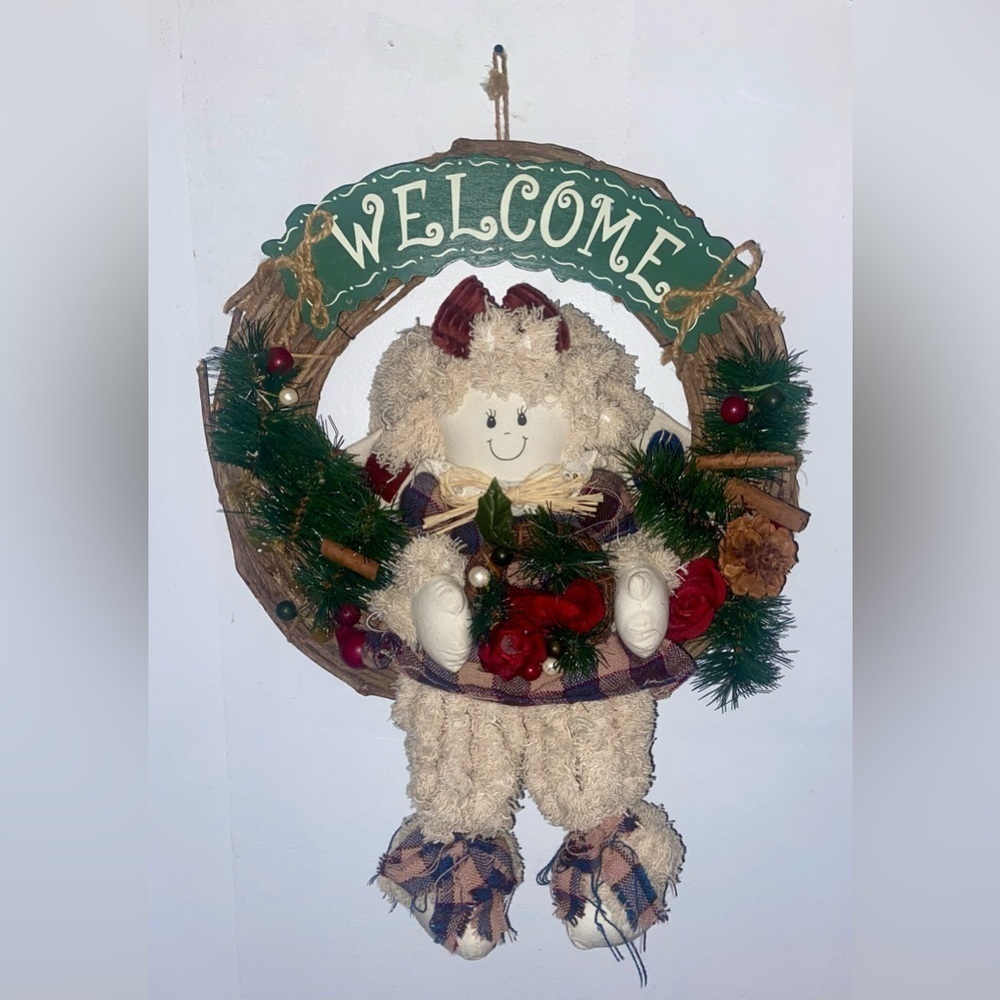 3/75$ Winter/Holiday  Vintage Welcome Door wood Wreath with‎ Angel Doll